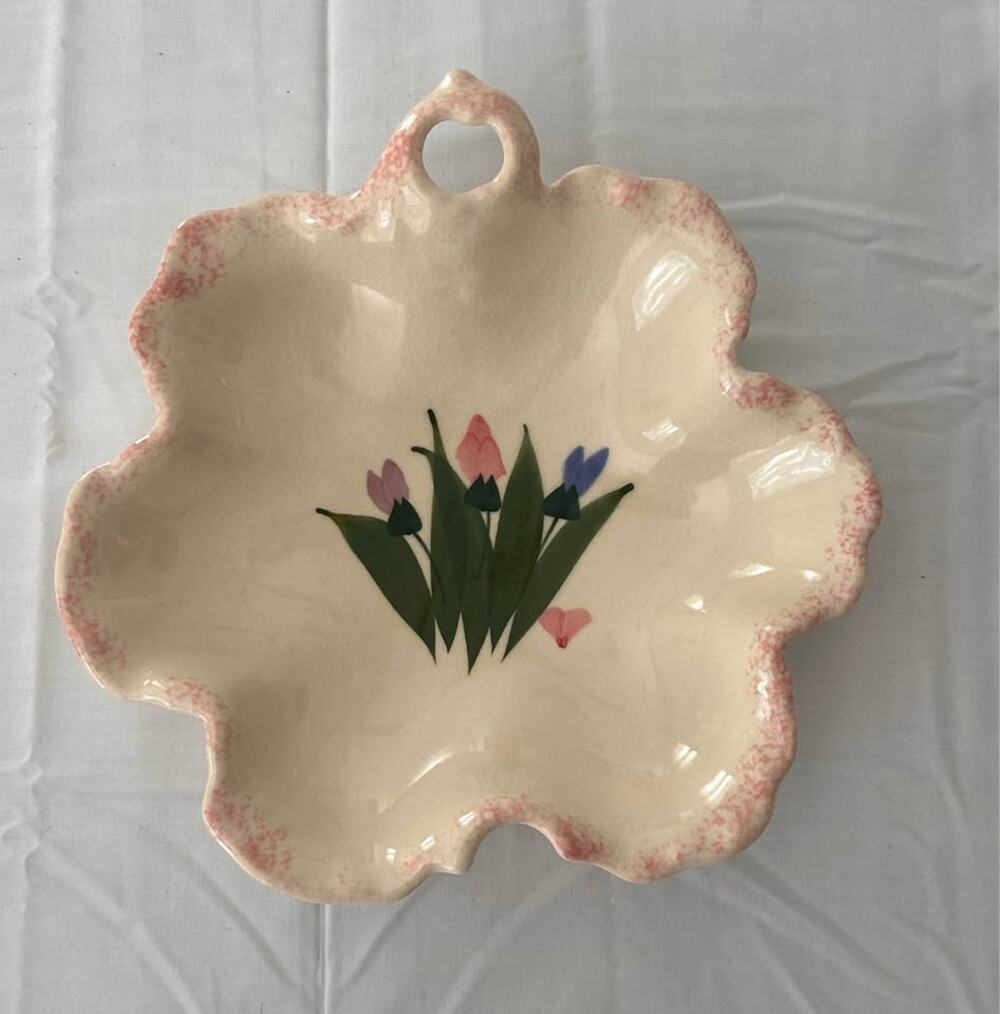 Vintage 1990’s cottage core candy dish - Clay Design